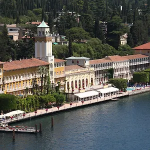 Grand Gardone Гардоне Ривьера