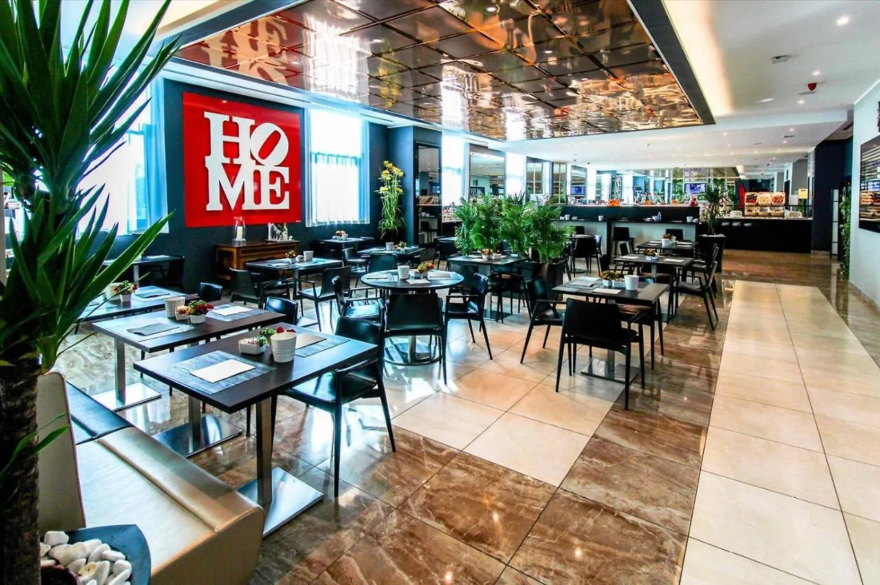 Отель Ibis Styles Milano Est Сеттала