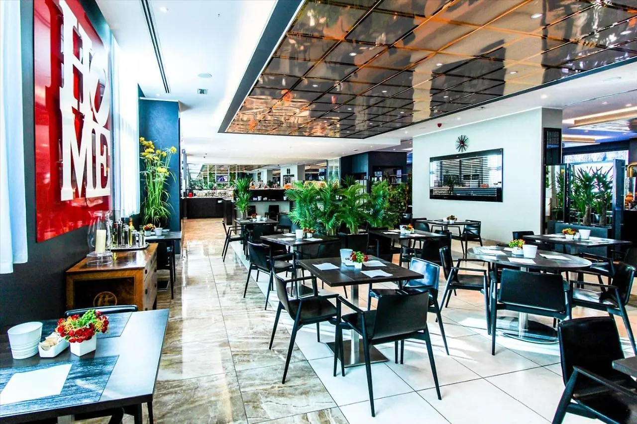 Отель Ibis Styles Milano Est Сеттала