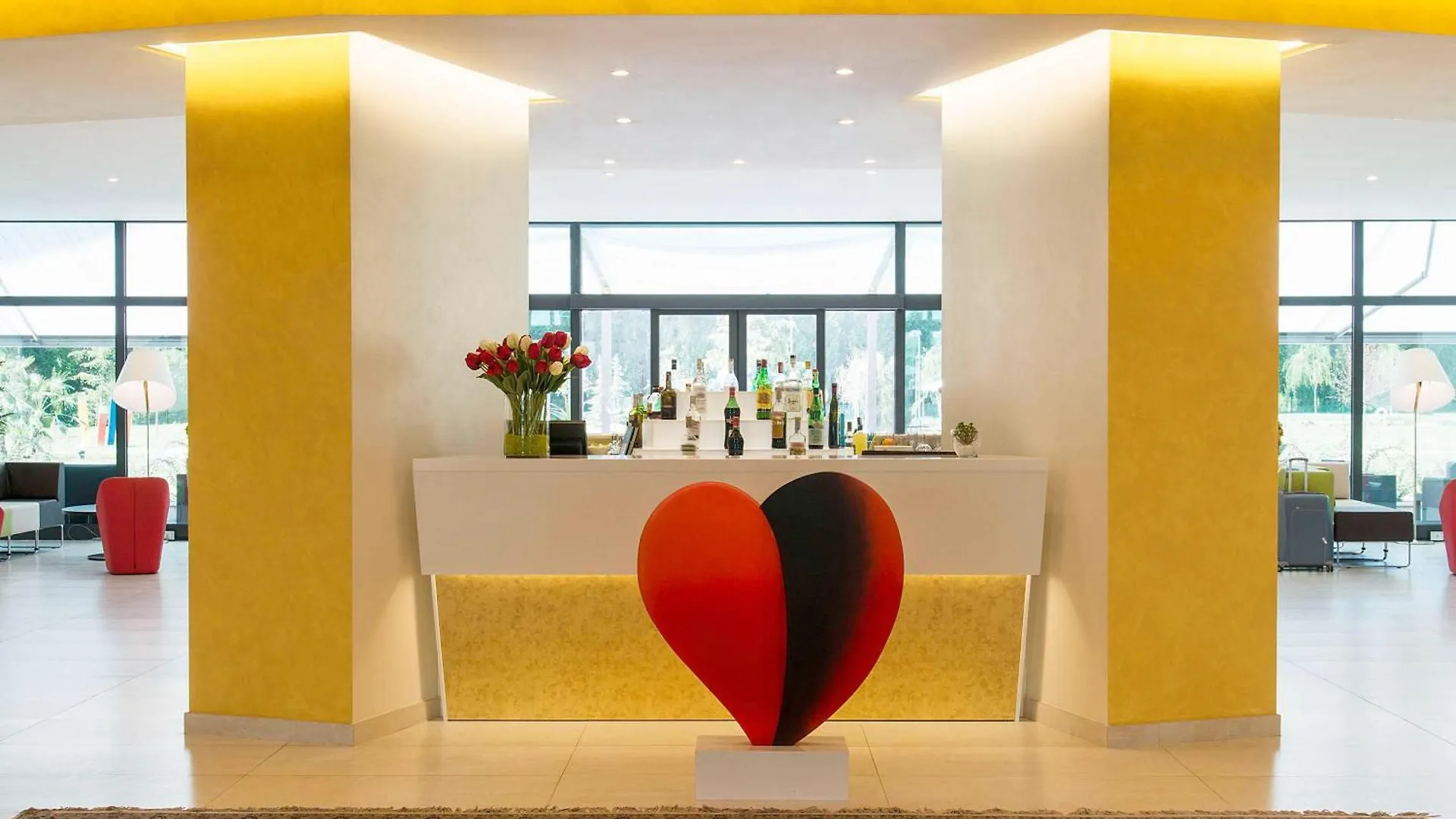 Отель Ibis Styles Milano Est Сеттала